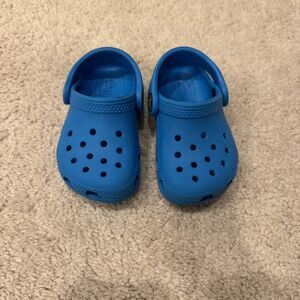 Crocs Classic Clog Toddler Kids Baby Size C5 Slip On Shoes Blue